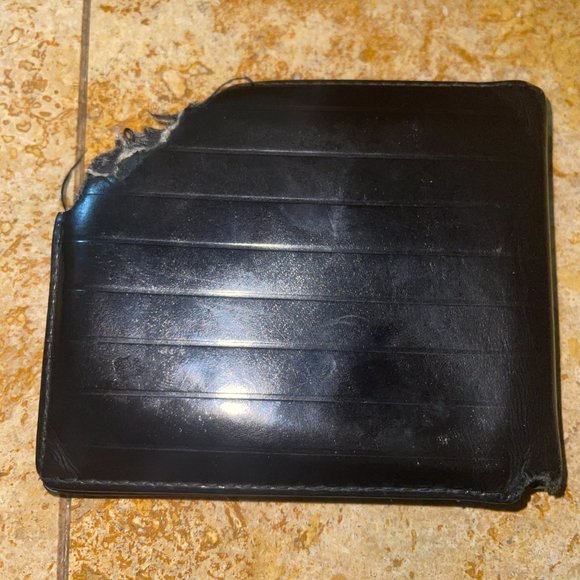 Dior Homme Men's Patent Leather Damaged BiFold Wallet - Christian Dior 2006 - Picture 6 of 12